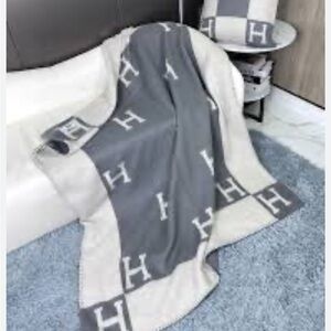 Luxury Gray and Cream Throw Blanket